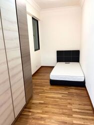 Simei Green Condominium (D18), Condominium #588901641